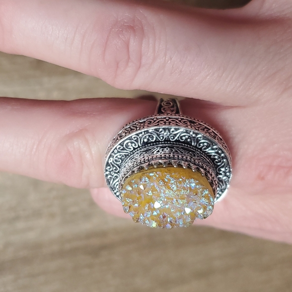 New Yellow Titanium Crystal Druzy 925 Silver Statement Ring. - Picture 9 of 16